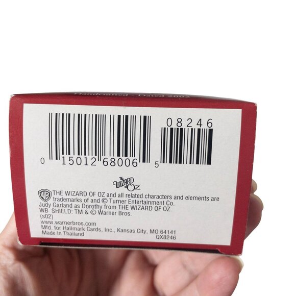 Wizard of Oz Hallmark Keepsake Ornament Dorothy and Scarecrow 2002 - Picture 3 of 8